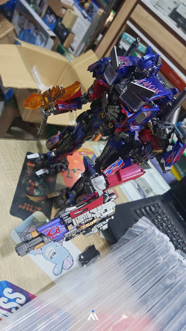 مجسم شخصية أوبتيموس برايم (Optimus Prime) من سلسلة أفلام ترانسفورمرز
حجم جميل جدا مفصليات معدنيه قطعه ثقيله بدون كارتون 
كما في الصورة متوفرة لدينا


**إذا كنت صاحب هذا الإعلان وتريد حذفه لأي سبب، رجاءا أرسل رسالة إلى الدعم الفني**