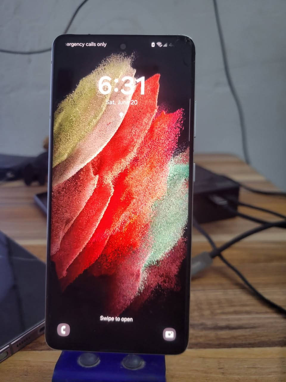 السلام عليكم
نطيحة 

s21ultra 

ذاكرة 256
العيوب البي 

الشاشة بيها فطر و٣ نقاط سود وبصمة متوقفة 
ازرار خفض وتعلية الصوت ما يشتغلن
الكامرة الامامية بيها وساخة 
الظهر بي فطر 
الفلاش صاير لونة ازرق 
سعرة 120 الف
بعيدا عن العيوب يلي مذكورة الاجهزة شغالات وتكدر تستخدمهن بدون مشاكل 

مكاني بغداد اي تفاصيل أكثر راسلوني خاص


**إذا كنت صاحب هذا الإعلان وتريد حذفه لأي سبب، رجاءا أرسل رسالة إلى الدعم الفني**