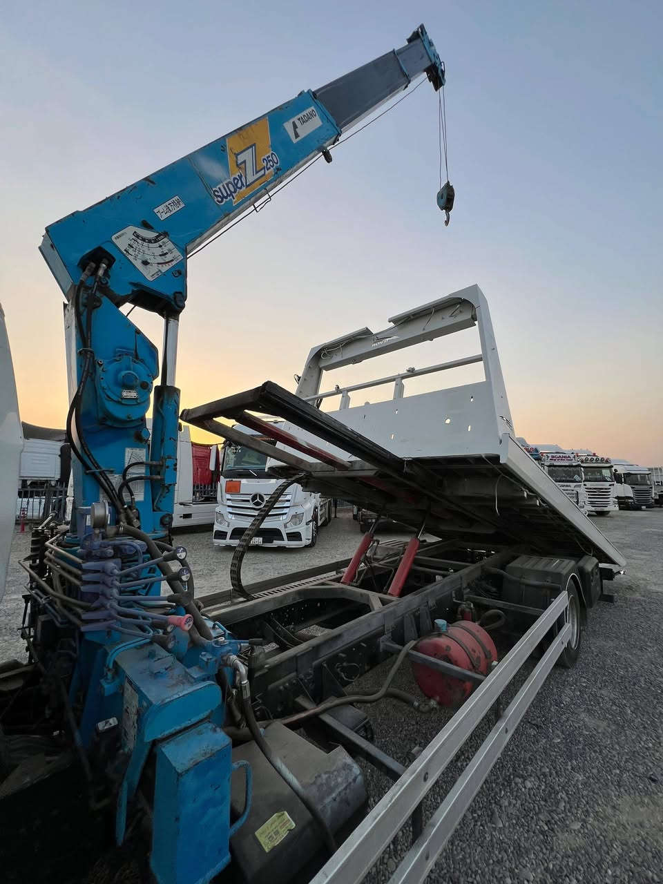 کنتر الیبع سعب بیلادی کرین خمس سلایت مۆدیل2011  ***********
