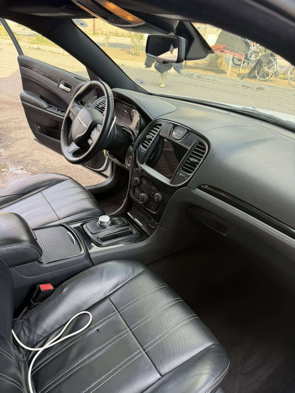 بسم الله
كرايسلر موديل 2017 S فول مواصفات
كلين حتى الدعاميات مكفوله 
كشنات جلد حضن تدفئه وتبريد
بچم عريض شفتات ستيرن
سقف بانوراما
تشغيل عن بعد
تخم تاير جديد
صدر جديد
السياره بأسمي 
ماشيه 79
السعر 278 وبيها مجال 
للأستفسار ***********
