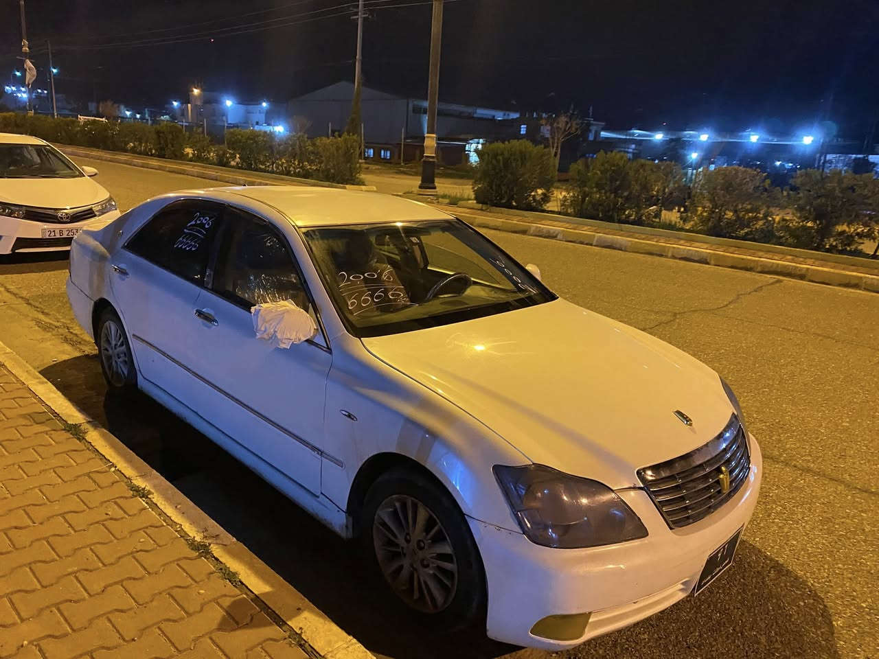 شاهينة 182 GRS
براوةية 
ناوزةرد
3 دوگمة سلاجةو پةردة
شانسى بةشةرت 
شوين چمچمال
*********** 
ئةدمينى❤️
