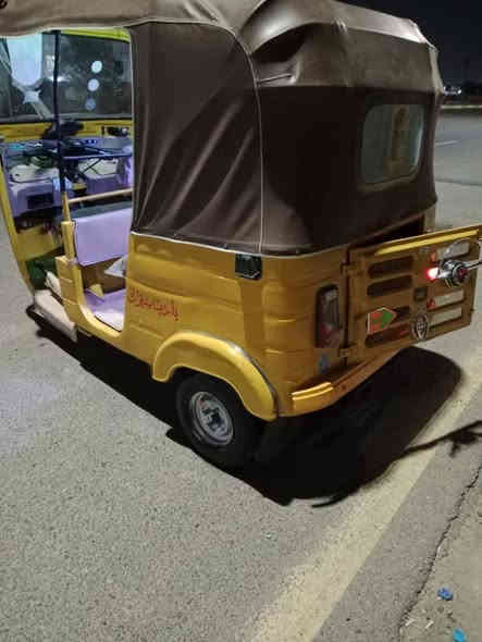 السلام عليكم تكتك للبيع 20شهر10 أوراق أوراق تكتك حلوه مصبوغه عام جماليه بيه بارد فوگ من الجاملغ  جادر جديد جادى صفح جديد دوشمه جديده مكينه مجفته تجفيت شركة تايرات جدد تكتك خير من الله 5500 وبيه مجال حك الجيه مكانه واسط الكوت للاتصال  

***********
