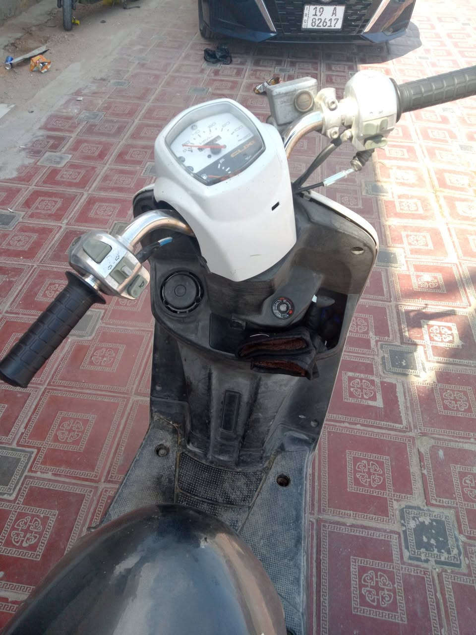 بوليسي ياباني مفتوحه ولفات فقط الباقيه كله مكفول سلف هندر كهربائيات كلها شغاله السعر 500 وبيها مجال واذا اكو مراوس منغولي أو بطه نضيفه عادي مكاني كربلاء 
***********
***********
