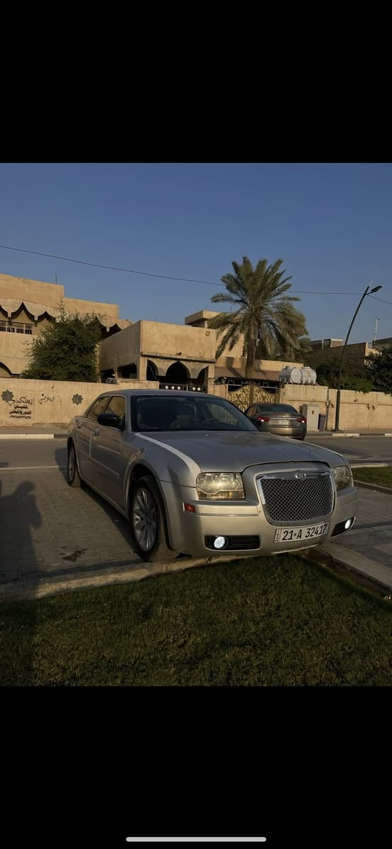 اوباما ٢٠٠٧وارد كندي ستعمال شخصي مكينه٣٥٠٠سياره  بيه رشات صبغ وبيه باب اصلي مبدل نفس لون سياره جاهزه من كلشي مكينه كير  تبريد حداده امامي وخلفي جديد سياره ماتخسر عليه شي  رايدها ب١٠٥ببه مجال كلش بسيط ***********البصره
