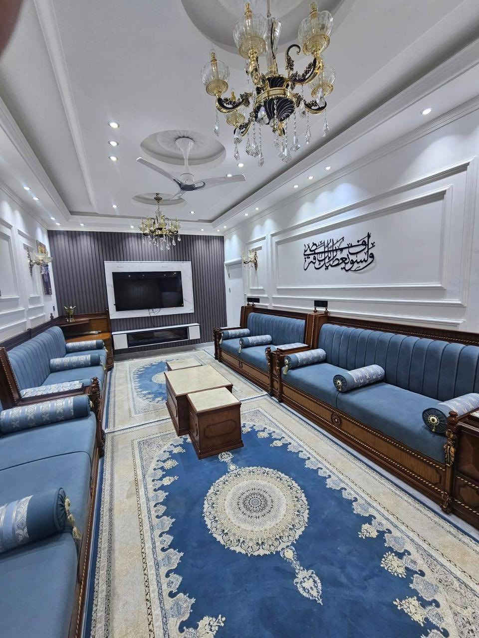 🤚السلام عليكم 🤚

⬅️الدار للبيع
☑️رقم اعلان 770

☑️بيت بناء حديث المساحه 《٢٠٠ متر》  طابقين ونصف

☑️الواجه《 ١٠ متر 》النزال 《٢٠ متر 》

☑️الواقع في حي الجهاد مربع  الطائي بالقرب من شارع الامن القومي

☑️ومجمع النسيم السكني

☑️محتويات البيت《 7 غرف نوم 》《5 خدمات》

☑️《 صاله ضيوف كبيره 》《 مطبخ  —هول داخلي 》

☑️《كراج يتسع لسياره ———وحديقه  داخليه》

  ☑️< ارضيه مرمر ——- واجهه بورسلين —- شبابيك المنيوم — ابواب تركيه >
👇👇👇👇👇👇👇👇
مراجعه مكتب عقارات حي حسين 
ابو طيبه اتصال
***********
***********
