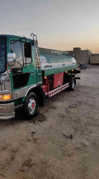 إنگر رقم بغداد موديل 91حوضيه وقود وياها طوناج فقط حالياً تشتغل بالماء 9000لتر تخم تاير مكينة جديدة سيارة كلها جاهزة سنوية ل27 العنوان الديوانية محرك 70جديد سيارة جاهزة للعمل السعر للاتصال ع الرقم ***********..***********
