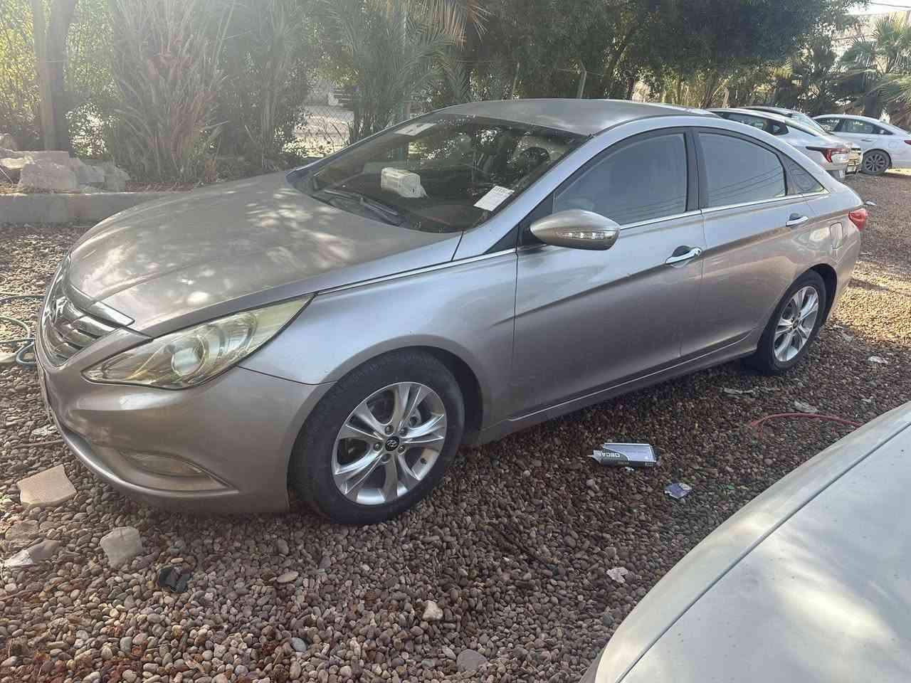 سوناتا...2010..رقم اربيل ..كفال كير مكينة صبغ ضربة تبريد ..عدى بارد قليل..فول عدى الفتحة اشاير مري بصمة كشنات جلد تدفئة كشنات.تحكمات ستيرن.شاشة كامرة.مكينة 2400..تريد وكالة تريد مداور..مكان كوفة سعر 95بيهة مجال.للشراي ..***********
