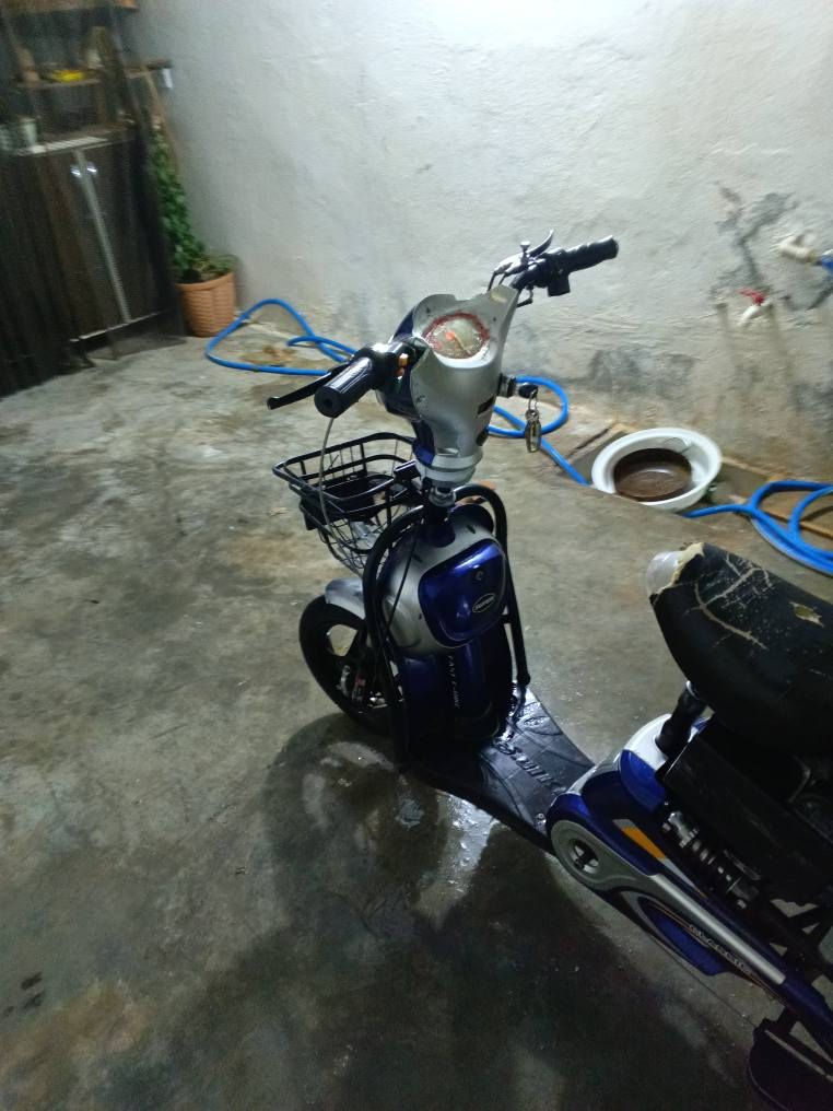 ماتۆڕ شەحن بۆفڕۆشتن   زۆر خاوێنە  پاتری تەزەی    بۆبەستراوە سعری  150هەزارو کەمێک مەجال رانية, السليمانية


**إذا كنت صاحب هذا الإعلان وتريد حذفه لأي سبب، رجاءا أرسل رسالة إلى الدعم الفني**