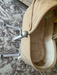 هزاز طفل • مستخدم • نظيف