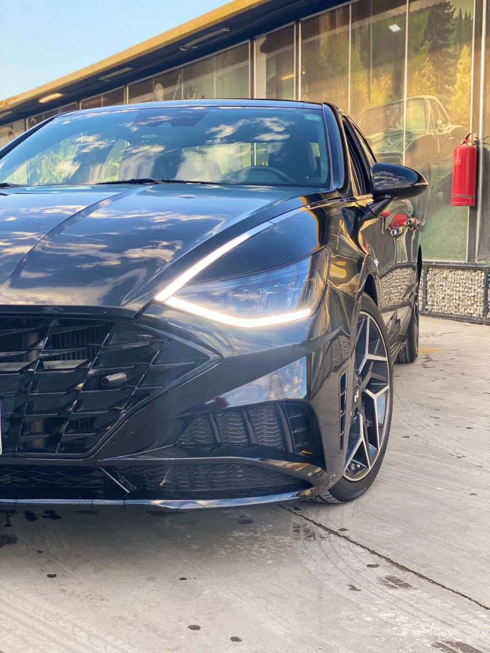 سوناتا 2022 وارد امريكي
سونار مذكور في الصور ٤ قطع 
سياره ماشيه 78 الف كيلو 
فول مواصفات N line
بانروما
حساسات 
رادارات 
كشنات تدفئه تبريد 
جلد وكنتار كشنات 
عدادات الاكترونيه 
وباقي موصفات 
مكان السياره بغداد العامريه 
بغداد بأسمي تحويل ثاني يوم 
السعر 147 
***********
