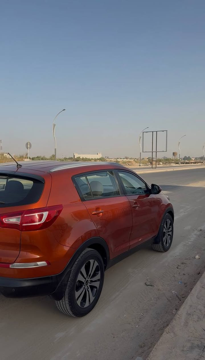 السلام عليكم سبورتج 2011 خليجي مكفوله من الصبغ والفتح والتبديل (فقط بارد شي بسيط)
كير محرك بدون فتح
السياره نص مواصفات
رقم بغداد انكليزي مشروع وطني باسمي
السعر 133مع المجال 
الاستفسار ع الرقم
***********
***********
