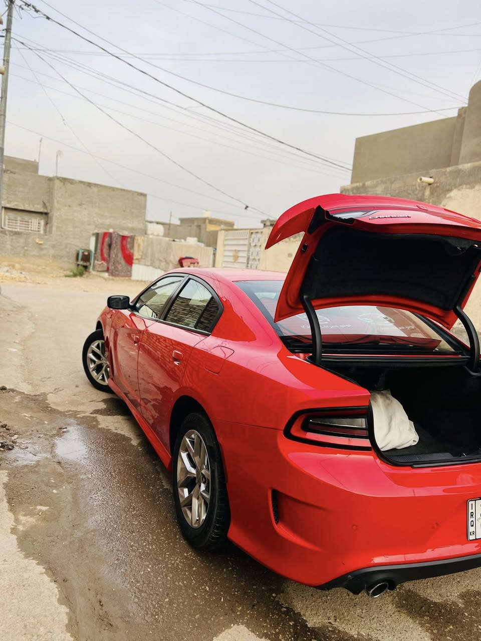 السلام عليكم ورحمة الله وبركاته 
للبيع جارجر موديل 2022
لونه احمر طماطي 
موصفات جي تي 
حادثه جملغ او بنيد فقط نفسهن راجعات شاصي لغد دواخل سليمه حادثه بسيط 
مكينه كير صدر تبريد تخم تاير كله جديد او كفاله سياره مال جناي خير من الله 
ماشيه 92الف يعني حالت الشركه 
رقم أربيل دولي تريد وكاله تريد تحويل 
مكانه سياره كربلاء طوريج 
السعر 255 بيه مجال ‭0770 459 3506‬اتصل
