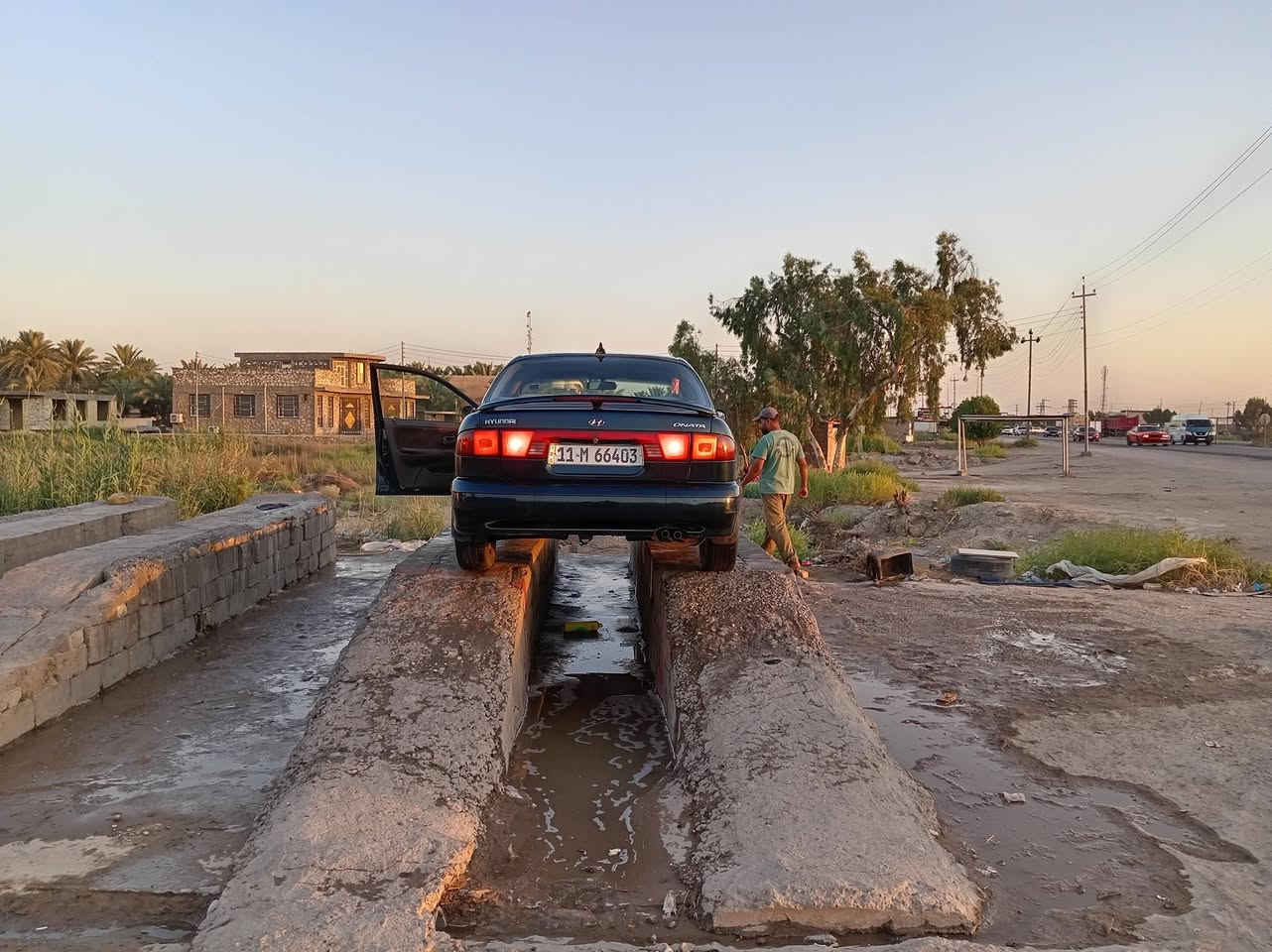 سوناته ١٩٩٥ بغداد تبريد شغاله كامله حداديه لون زيتوني أوتوماتيك سنويتها مجدده مابيها اي نقص ترايك وين متريد مكاني بابل المحاويل السعر اتصل وبخدمتك
*********** عندي واتساب
