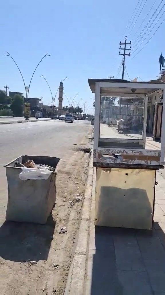 مخبز للبيع بسعر مناسب  الموقع كنعان الشارع العام للاتصال على الرقم ***********
