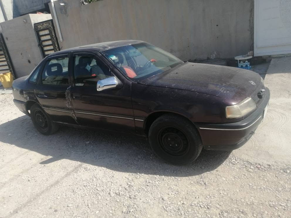 اوبل فيكرا للبيع سنويه مشروع وطني لحد 2029 دفتر بانزين بي موديل 1990 محرك 20 كير محرك شرط سقف سلايت استيرن باور كاهربائياته كله شغال شرط التحويل و الوكالة سعرها 28 بي مجال بسيط بيع مستعجل مكان السياره كركوك للاستفسار *********** كركوك, العراق

