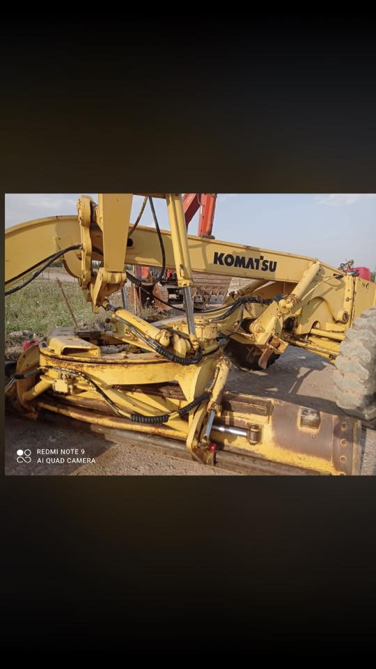 للبيع كريدر كوماتسو حجم 650Aمكفول كفاله عامه نظافه 100/100 مكفول من كير و أكسن رقم الأليه سليمانيه المكان: سليمانية   للأستفسار ***********☎️//*********** واتساب
