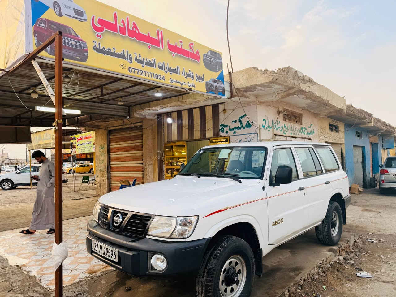 للبيع باترول 2002 سلك كير عادي سنويه وهزه جديده جاهزه كل نقص مابيه فقط جاملغ خلفي بيه صبغ السعر 100 ورقه مكان العماره *********** عمارة, ميسان
