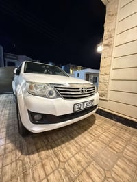 تيوته فورجنر  موديل 2013  مواصفات sr5 فورويل  دفع رباعي  تبريد ثلج ❄️ ...