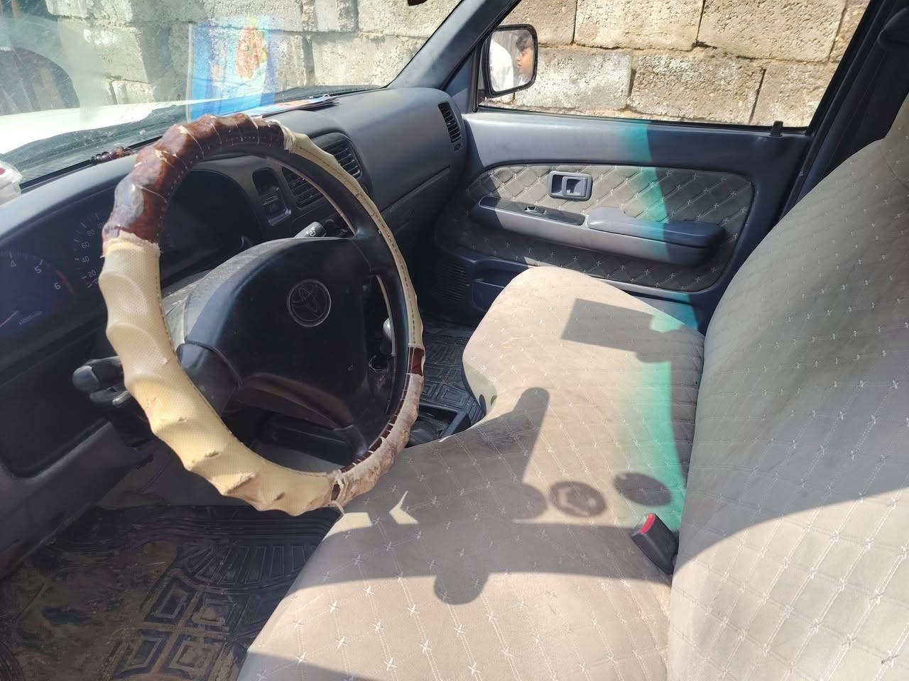 سلام عليكم سياره مديل 2004 تيوته بيكم دبل قماره شده وخمصطعش رقم ***********
رقم اربيل
