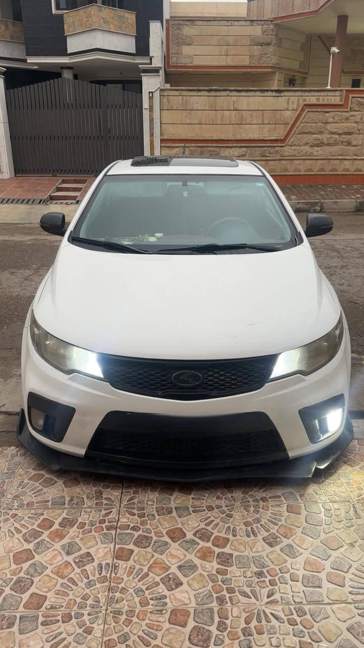 كيا سيراتو كوبيه تك باب ٢٠١٣ فول 🚗 مواصفات خليجي
للبيع او المراوسه 4 ابواب

الموصفات معروفه.

———

ضرر السياره : 

باب السايق مبدل نفس اللون شركة بدون تعديل وصبغ 

جاملغ ورا سايق صبغ نص و ٣ اماكن بارد  

———

محرك مفتوح فقط الكفر بدون صرف ولا بخار شرط و كير شرط

سنوية 2027 رقم اربيل دولي شرط تحويل.
***********
