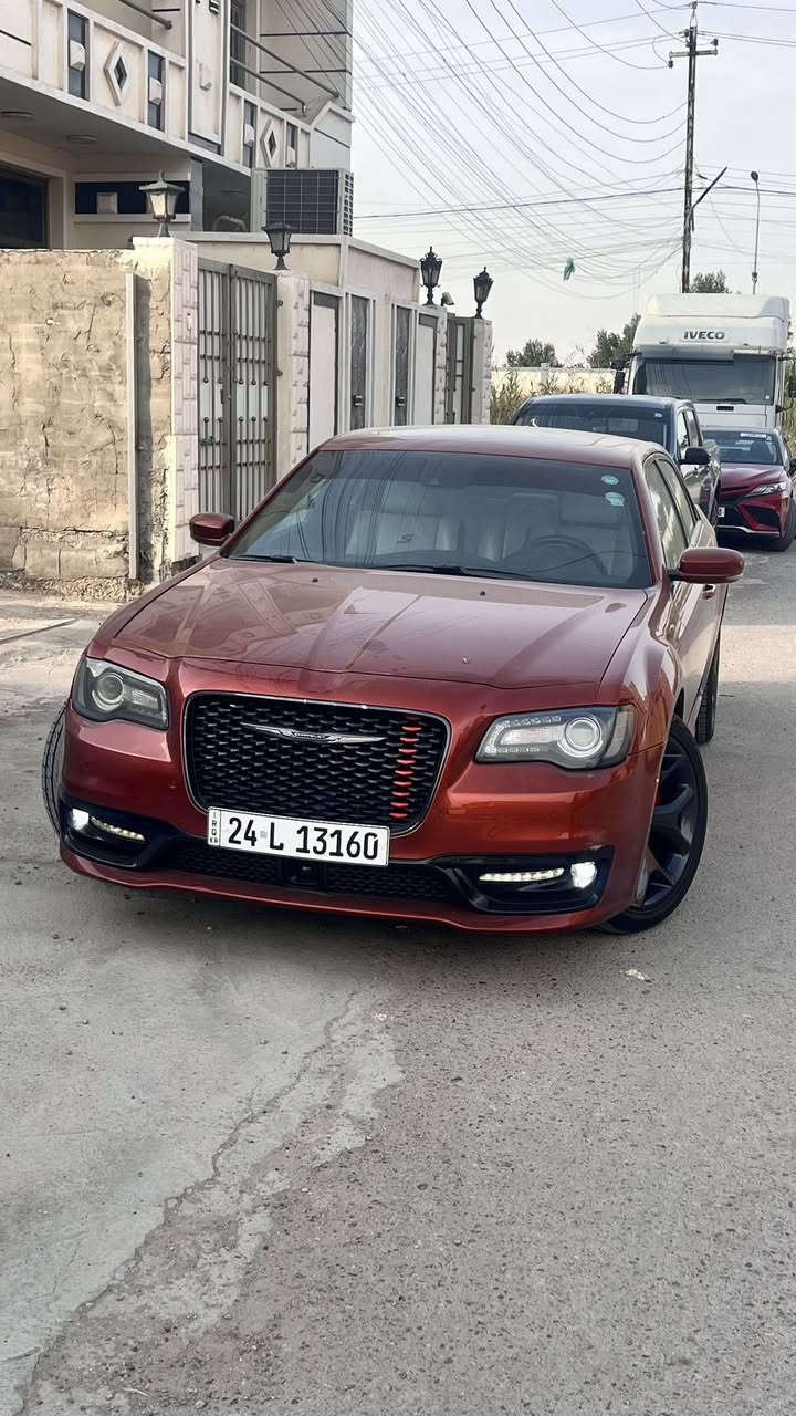 لسلام عليكم اوباما S300 موديل 2021وارد كندي السياره كلين بيها شبر بارد بل جاملغ الامامي مبين بل سونار مرفق بل منشور السياره مفوله بانوراما وبرده خلفيه ورادار امام كشنات حار بارد مفوله للاخير بدون صبغ رقم دهوك الجديد باسمي تخم تاير جديد صدر امامي خلفي جديد سياره جديده بمعنى الكلمه سعر 315 وبيها مجال  
*********** بي واتساب
