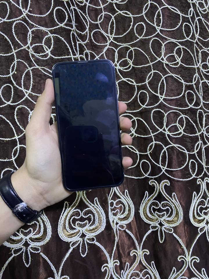 السلام عليكم
ايفون 13 برو ماكس 
ذاكره 256 شرق اوسط 
ممفتوح نضافه 99% جهاز كلش نضيف 
السعر 700 
الشراي يتواصل ***********
