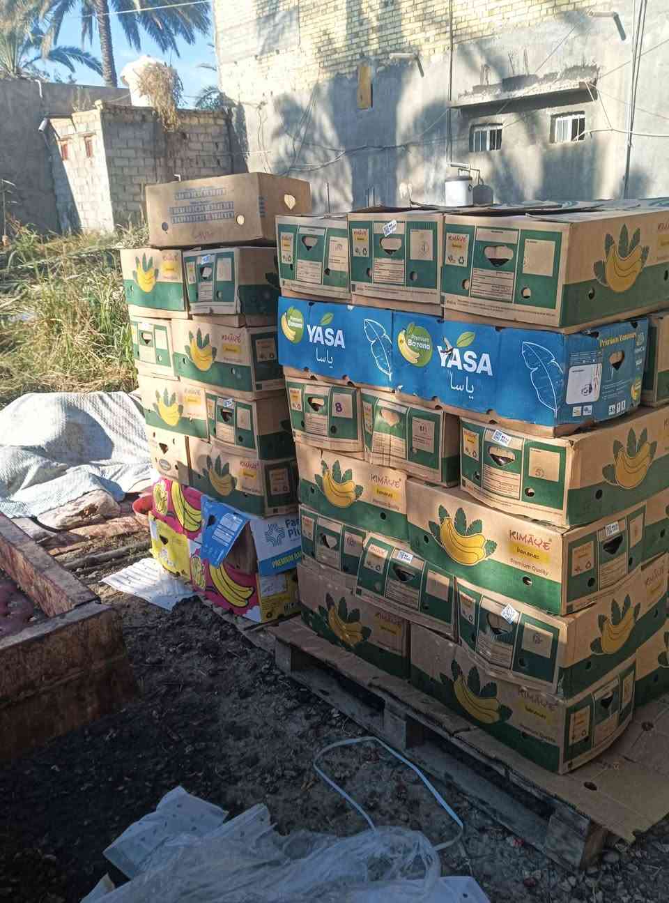 سلام عليكم تمر لحله درجه اولى خستاوي وشكر وسلطاني جمله فقط طن فوك لايوجد خدمت توصيل  رقم الموبايل ***********
