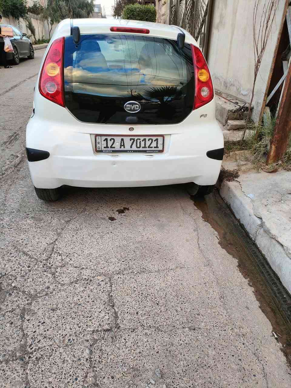 BYD f0
مديل 12 
بدون ضرر ولا صبغ سياره بلادي ماشيه 85الف 
كير ومحرك شرط
جمات كهرب 
كهربائيات كلها شغاله 
طخم ورا وكدام جديد 
ستيرن جديد 
تايرات جديدة 
رقم دولي جديد 
سنويه 2030 شهر ال12
كابون بانزين بيها  عضم 
شرط التحويل 
السعر 40 وبيها مجال 
***********
***********
