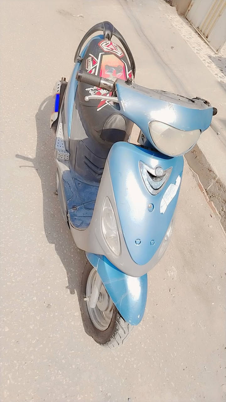 السلام وعليكم
ماكس منغولي للبيع
مكينه ما مفتوحه
كفرات بلاد ختم واحد
صالنصه رياضي FM
نكره سلف +نكره هندر دراجه كامله كلشي ما عايزهه
السعر 650 وبيهه مجال
(المكان حله ابو غرق)
الرقم ***********
