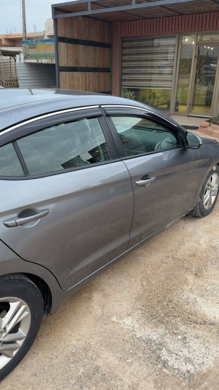 النترا موديل 2019  رقم بغداد حادث موضح بسونار تحويل ثاني يوم هزه جديده
سعر ١١٠ بيه مجال 
تحتوي على منظومة غاز ايطاليه
منظومه زنون
سياره جاهزه تشغل وتطلع
***********
***********
للتواصل بغداد, العراق
