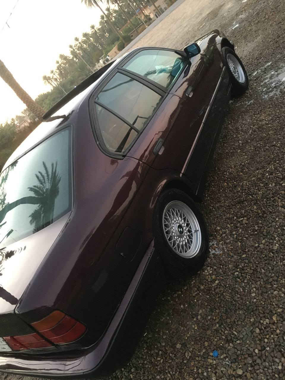 السلام عليكم
BMW/ موريل/ 91
بجم عريض سنويه رسمي رقم بغداد انكليزي
داخله هزه كير ومكينه كفاله 
حداديه جديده كهربائيات كلها شغاله تخم تاير جديد فتحه بل قماره العنوان واسط عزيزيه لاستفسار‏‪***********‬‏ هذا رقم صاحبه
