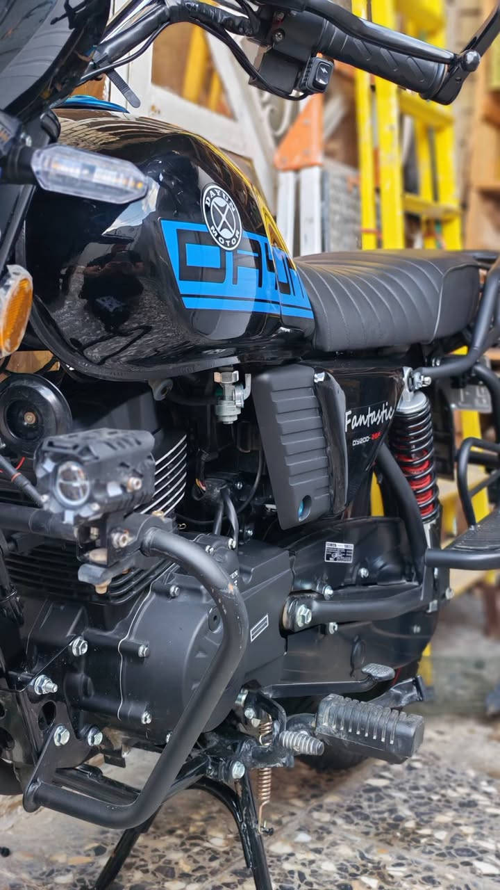 سلام عليكم دايوان كلاسك مديل٢٥ سويج عدد٢ سجينه بصمه عدد٢ تشغيل عن بعد دراجه ماخذها من الوكيل رئيسي رقم سليمانيه بأسمي بعدها زيرو مامشيه مكاني بغداد
شراي يتصل ***********
