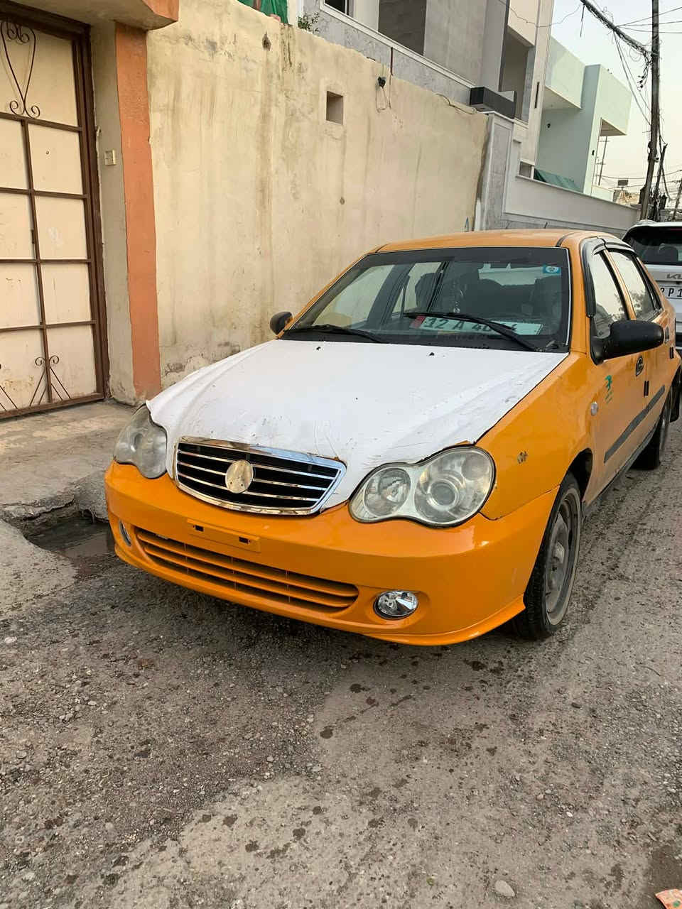 السلام عليكم
سيارة للبيع او مراوس حسب القناعة  ٢٠٠٩ محرك كير كورلا توماتيك شرط طخم جديد وسيارة حلوة وما تعبانه (ماشتغل بيها تكسي)  الاستفسار اكثر خاص


**إذا كنت صاحب هذا الإعلان وتريد حذفه لأي سبب، رجاءا أرسل رسالة إلى الدعم الفني**