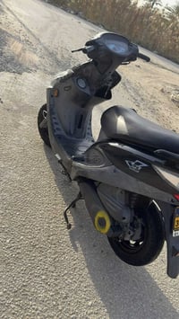 كامكو v2 محرك 125  دراجة بلادية ونظيفة ما بية نقص س 775 وبية مجال   ‭0...