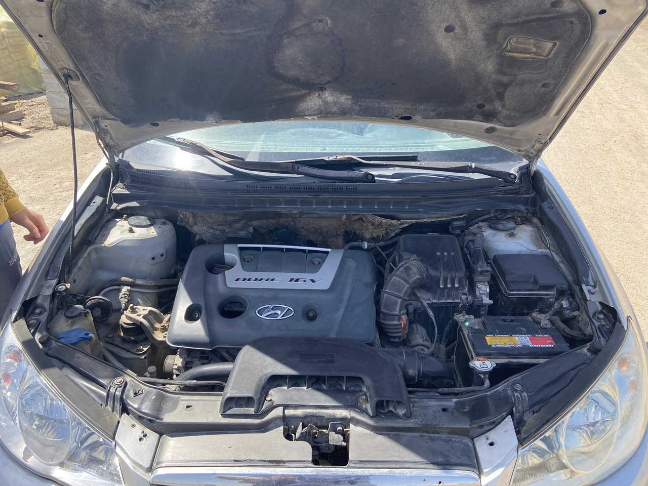 السلام عليكم النترة افانتي 2007 السيارة محركً1600 دوش خليجيً مصبوقةًً. حزام السيارة خير من الله رقم مميز روج تايرات جديدة مكاني بغداد حي الجهاد السعر ( 82 ) وبيهةً مجال قليل اتصل واتساب *********** وحياكم الله
