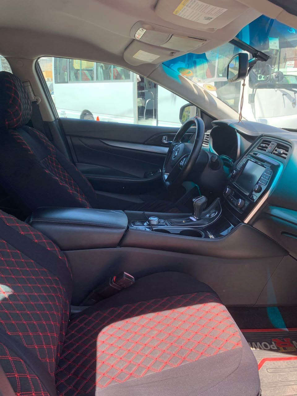 Maxima   
Model 2018 

٢ چاملغ و نیو دەرگا سایق
سبوغ ، بێ لێدران لێخشاوە
بێ ناوگرتن ئێرباگ شان 
ڕۆیشتن / ٨٠ هەزار میل 
مواسفات Sv 
مەکینە V6 ,3,5 کپس
رەقەم و سەنەوی نوێیە 

نرخ / ١٢٥ $
*********** أربيل, العراق
