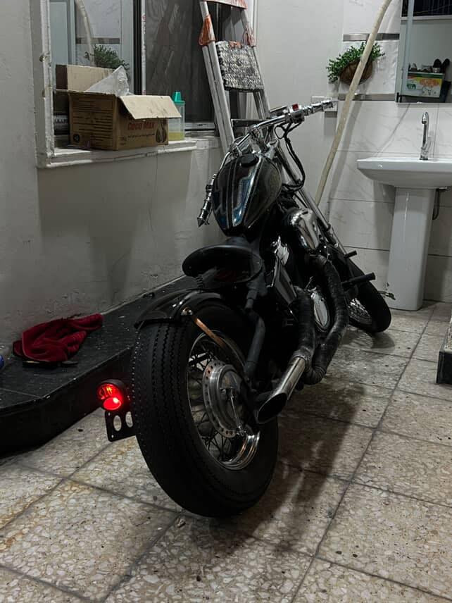 السلام عليكم هارلي هوندا ببر موديل 1994
محرك 400cc عليهة صالنصات رياضي وصوت طرب 
للبيع 
تواصل فقط اتصال 
اتصال : ***********
واتساب : ***********
