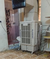 عندي مبرده كومفيره حجم كبير استخدام قليل بعده جديده للبيع مكان دباش ال...