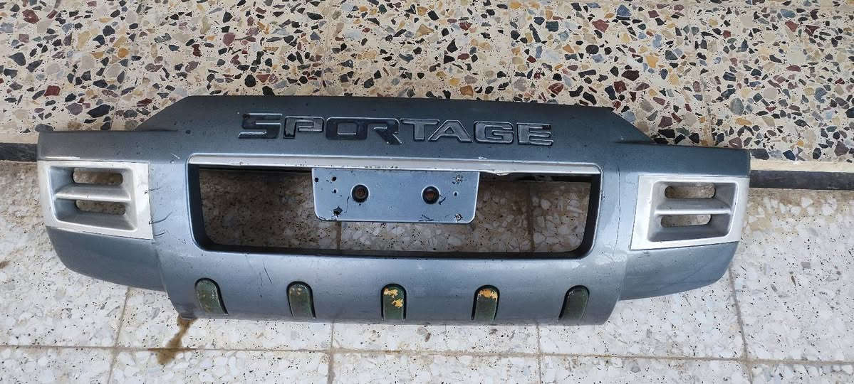 سلام عليكم
درع امامي + برده مال جنطه + دكشن بارد + مراوح + دوسات 
مكانهن ديوانيه   ***********
