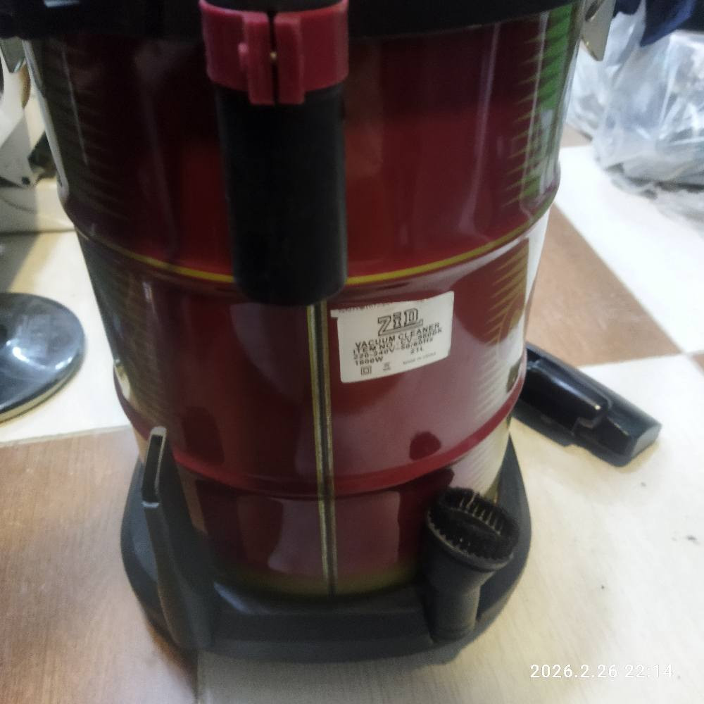 مكنسه كهربائيه ماركه ZiDشغاله شرط الفحص والسحب نضافه كما موضح بالصورة السعر 40 عنواني اربيل داره توو يوجد توصيل داخل اربيل فقط حسب المناطق أربيل, العراق


**إذا كنت صاحب هذا الإعلان وتريد حذفه لأي سبب، رجاءا أرسل رسالة إلى الدعم الفني**