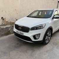 سورنتو 2016خليجي 6 كير ومحرك مفتوح  الاتصال 07826883719