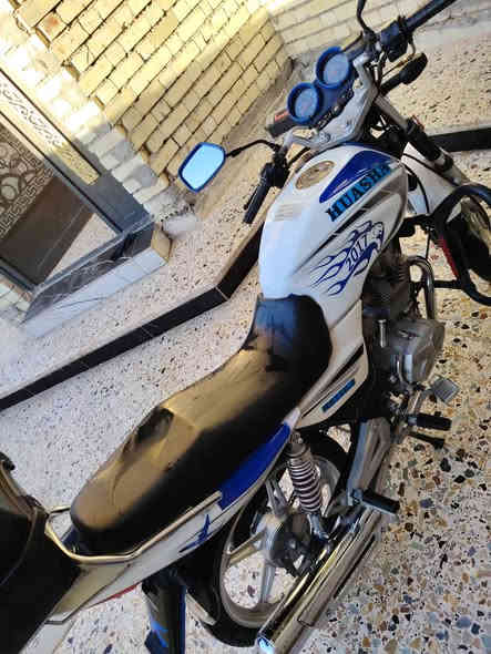 السلام عليكم
هيوشه للبيع موديل 2017 دراجه نضيفه بمعنى الكلامه تشغيل بصمه كهربائيات كله شغاله مناقصه لو برغي اوراقه فقط منفيس السعر 750. الاستفسار خاص او الاتصال
 ***********
