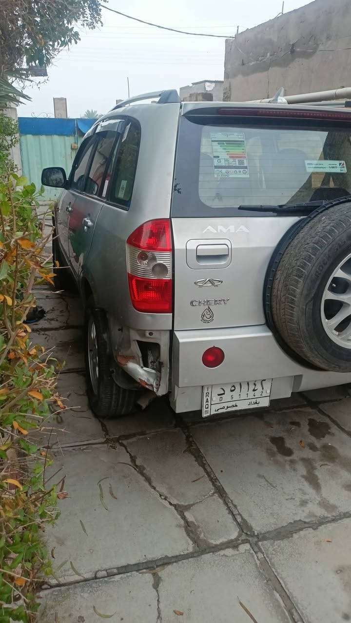 السلام عليكم اخوان
عندي تيگو موديل 2011 سنوية باسمي لل 2028  مشروع وطني لون رصاصي رقم بغداد 

محرك 2000 مجفت صار فتره تبريدها شغال وخير من الله 

گيرها بي مشكله بالتنمير والبگ يعني تعبان 

وبيها دعمه خفيفه بالدعاميه والفچ الخلفي الايسر 

عارضها ب 53 وبيها مجال حگ الگير 
مكاني بغداد الشعب سبع قصور 
متواجد على الانترنيت وهذا رقمي *********** بي واتساب
