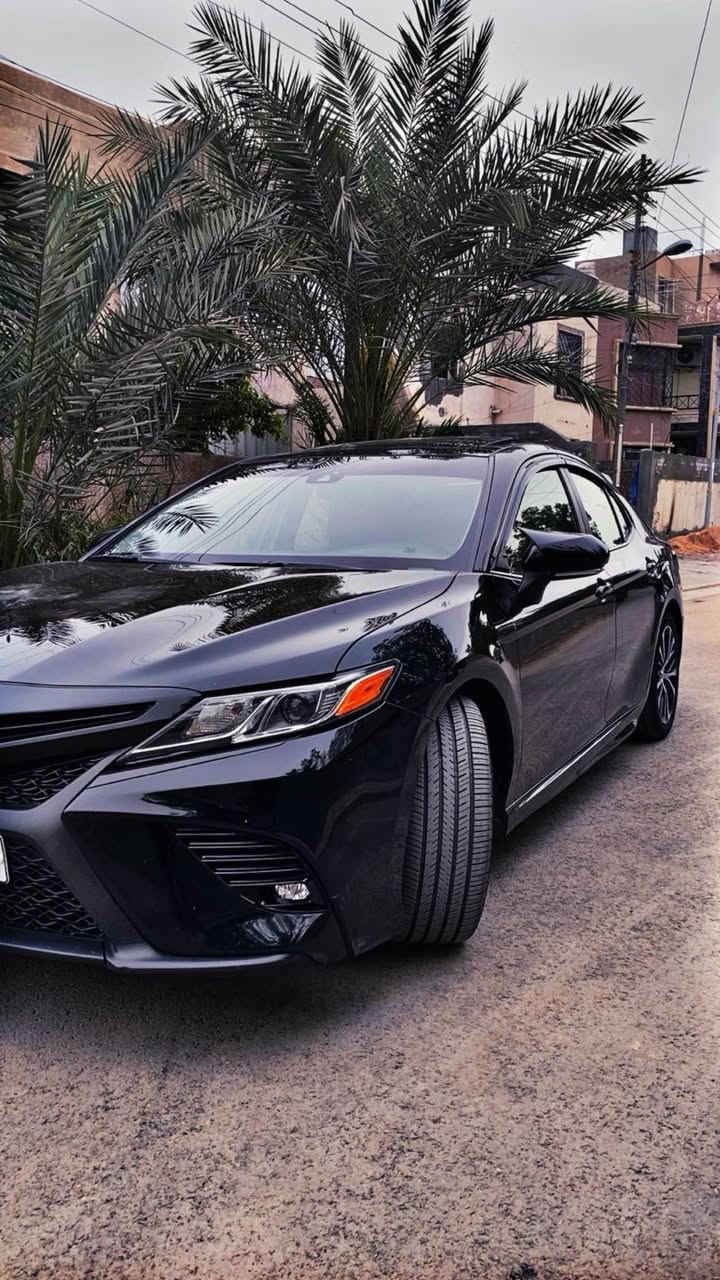 السلام عليكم
كامري موديل 2018 امريكي SE فول 
_ فتحة
_ بصمة
_ شفتات ستيرن 
_ كشن  كهرباء 
_ رادار امامي
_ تحديد مسار 
_ نقطة عمياء 
_ اشاير بالمري 
مكينة 4 سلندر 2500 
سيارة حادث جاملغ خلفي وصندوك والصندول مبدل نفس اللون يعني قطعة وحدة صبغ بدون ايرباك  ماشية 113 ميل السعر 180 وبيهة مجال 
للاستفسار *********** بغداد, العراق
