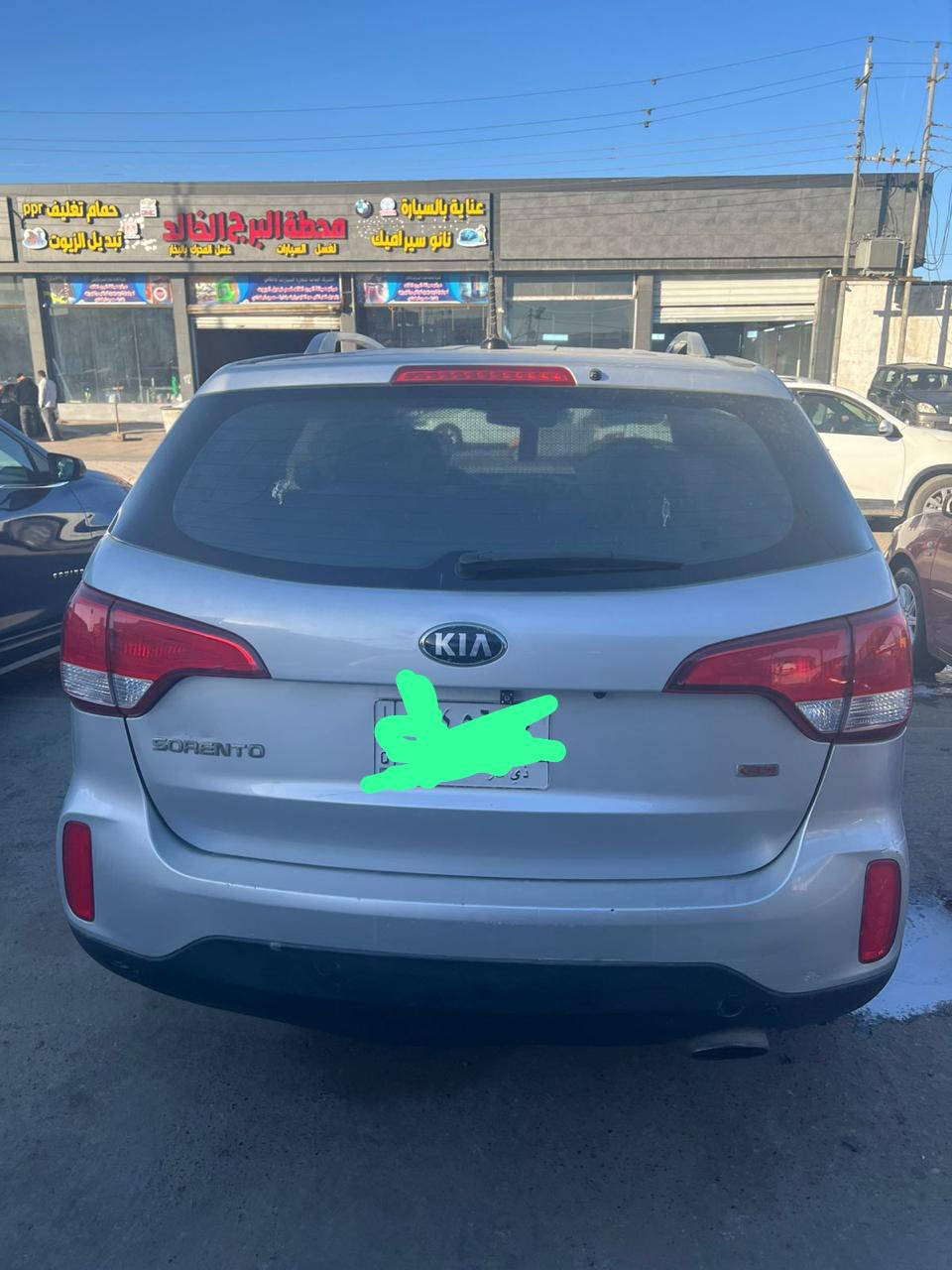 سلام عليكم
سورنتوموديل 2015وراد امريكي حادث خفيف بدون دواخل بدون ايرباك محرك 4سلندر سياره جديده وجاهزه 

رقم ذي قار سونارموجود 

للبيع السعر 138

***********
