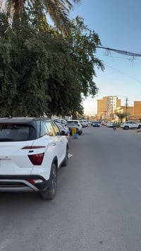 للايجار التجاري بالكامل  بناية جديد في حي حطين - شارع الاطباء   تحتوي ...