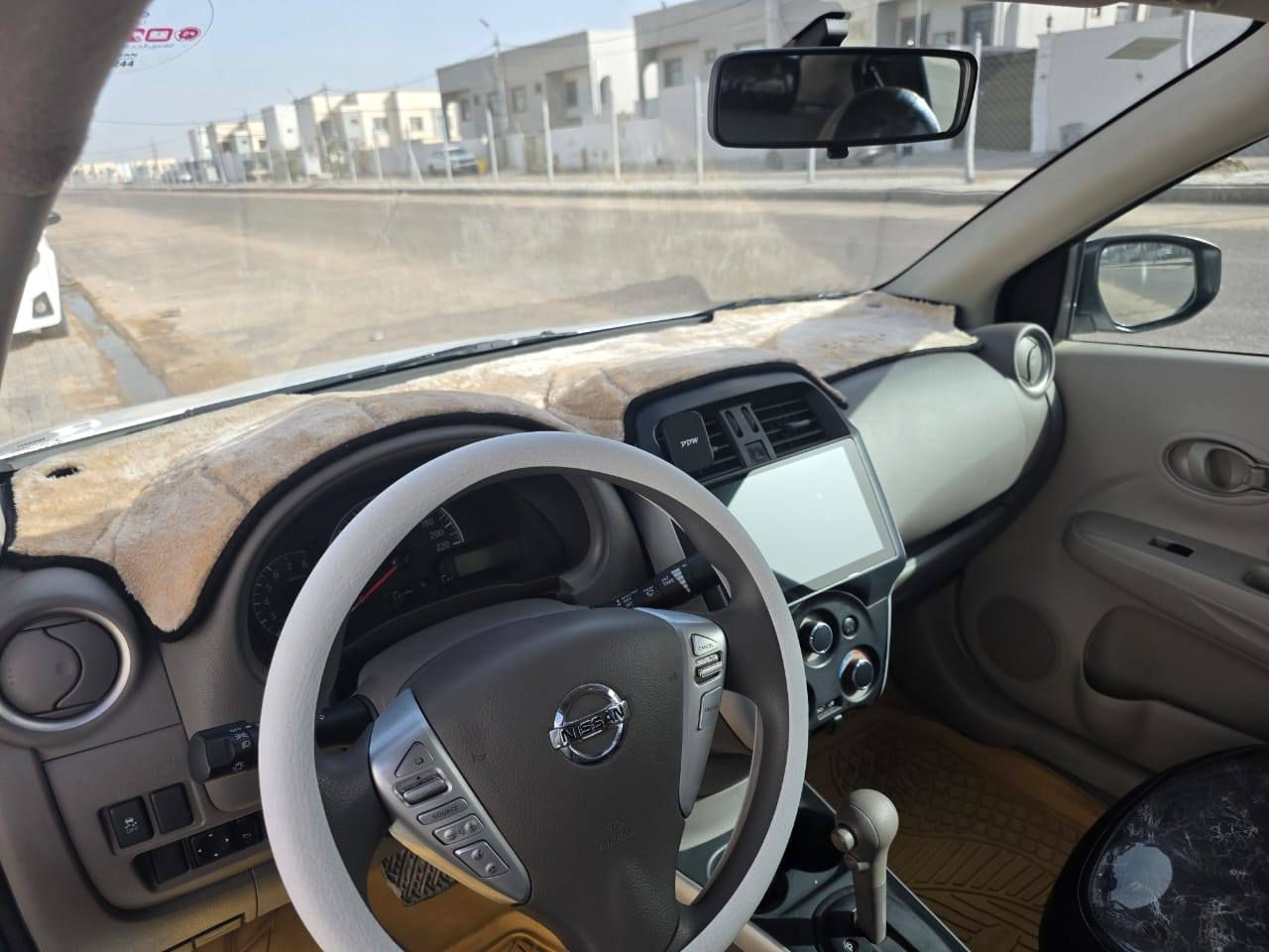 سلام عليكم نيسان صني موديل 25 سعر 120 ***********
