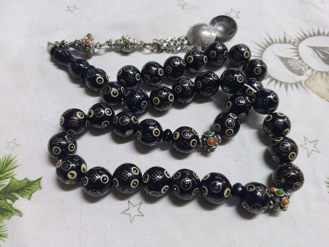 خليلي عينك عالمميز.......وجيبها ازا فيك اتجيبها.....

الوصف مسبحة من نوادر اليسر المكاوي تطعيم عاج و فضة عيار 1000 روباص الفاير نارمن العصر الجميل خراطة وتطعيم يدوي انتيك الانتيك حبة كلل 33  حبة مزينة بطقم فضة عيار عالي محمول يومي للشيوخ ......  
تعليق نقطة مباركة مشاركة بيوصلك السعر والتفاصيل 
شحن لكافة المحافظات السورية واللبنانية مجاني 

#الشمالي طرطوس المدينة تاجر شنطة 
#ابوحيدر0990433674وااتس/0991980690


**إذا كنت صاحب هذا الإعلان وتريد حذفه لأي سبب، رجاءا أرسل رسالة إلى الدعم الفني**
