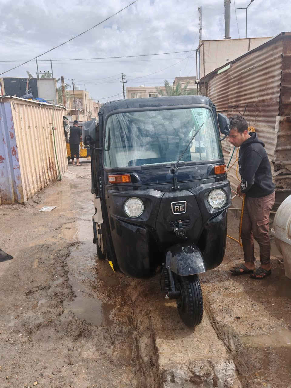 تكتك للبيع ٢٤ أوراق مكاني العماره  استفسار أكثر اتصال عل رقم
***********
