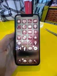 آيفون ١٢ • ٦٤ • مبدلة بطارية وشاشة